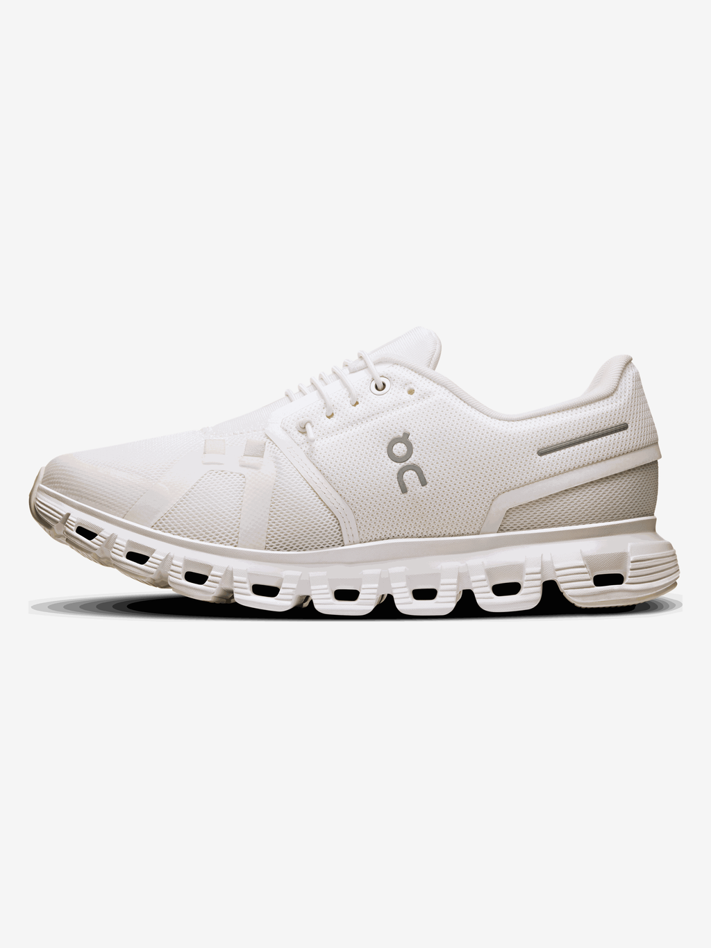 ON RUNNING - Women Cloud 6 Sneakers