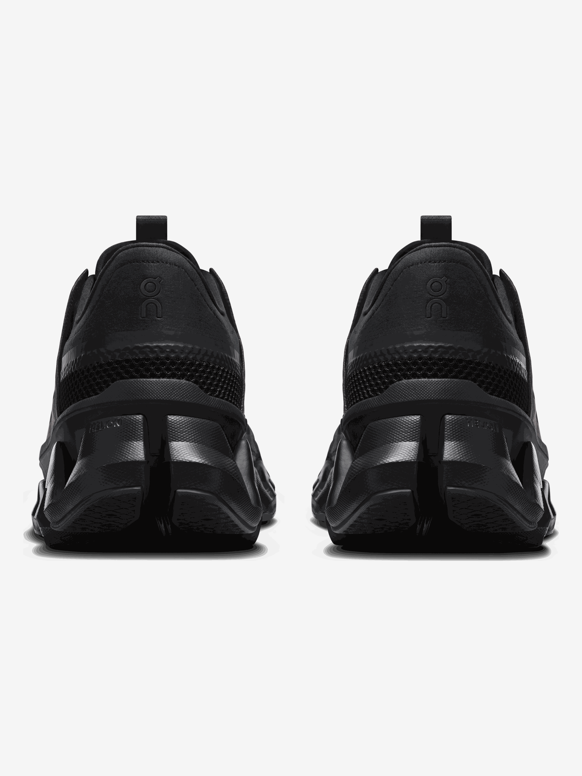 ON RUNNING - Women Cloudswift Amp Sneakers